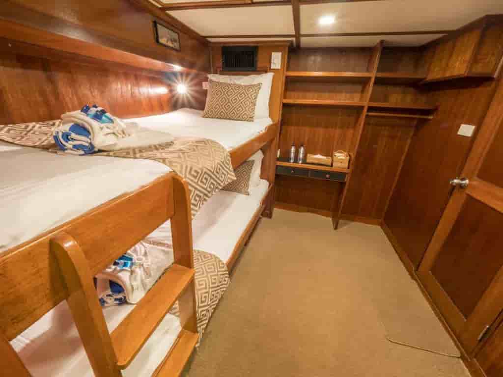 Thumbnail 4 Thumbnail 4