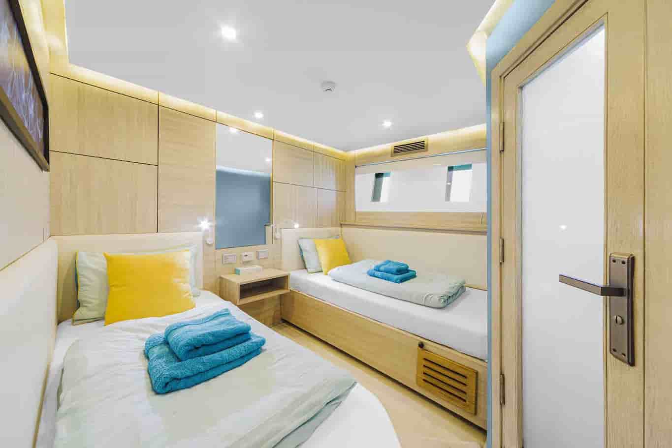 Thumbnail 4 Thumbnail 4