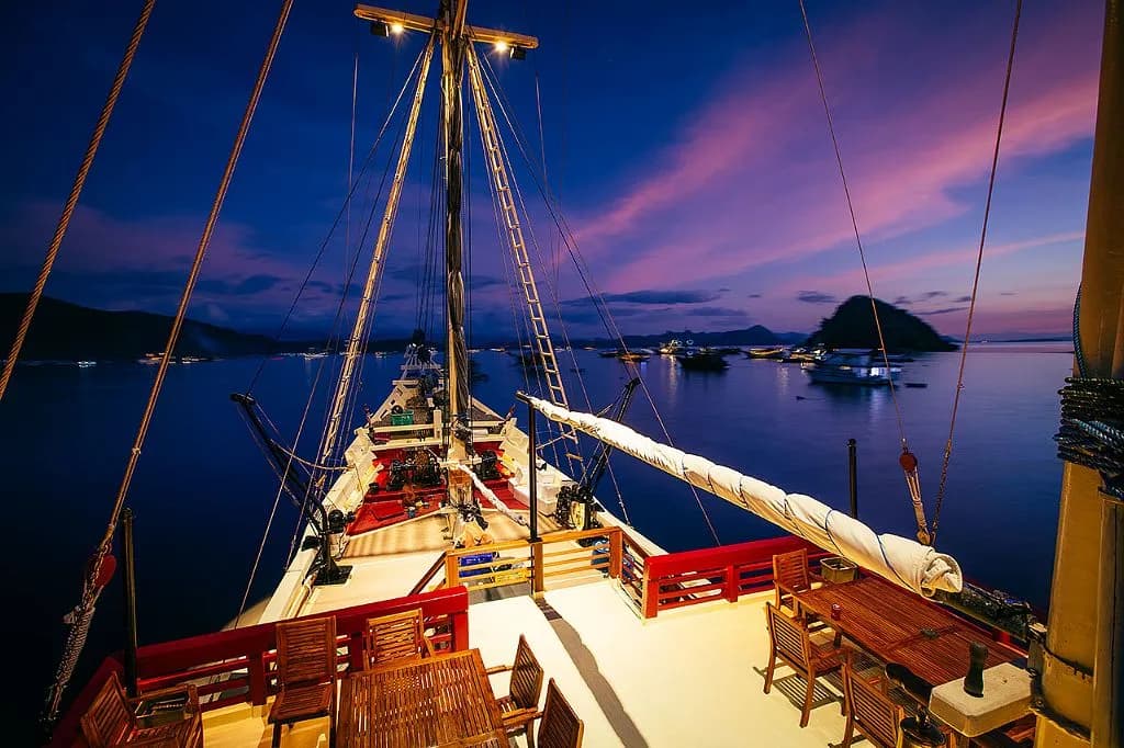 Seven Seas Liveaboard Indonesia