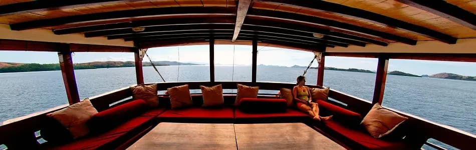 Seven Seas Liveaboard Indonesia