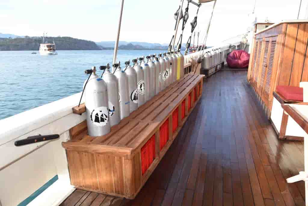 Thumbnail 2 Thumbnail 2