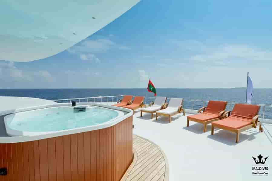 Thumbnail 10 Thumbnail 10