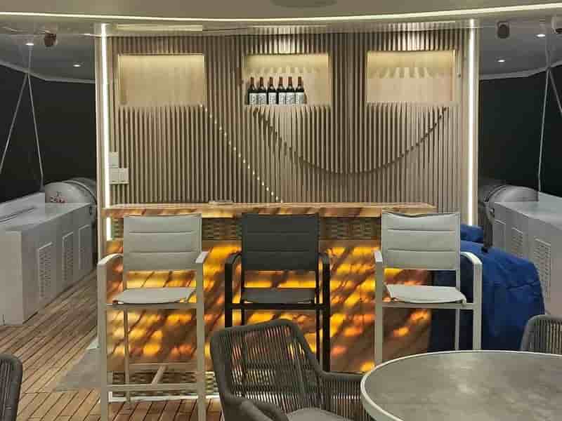 Thumbnail 9 Thumbnail 9