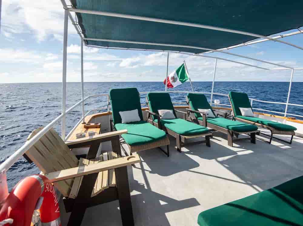 Thumbnail 9 Thumbnail 9