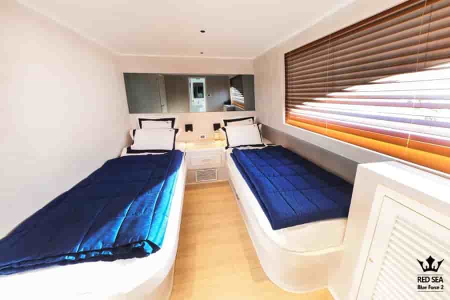 Thumbnail 4 Thumbnail 4