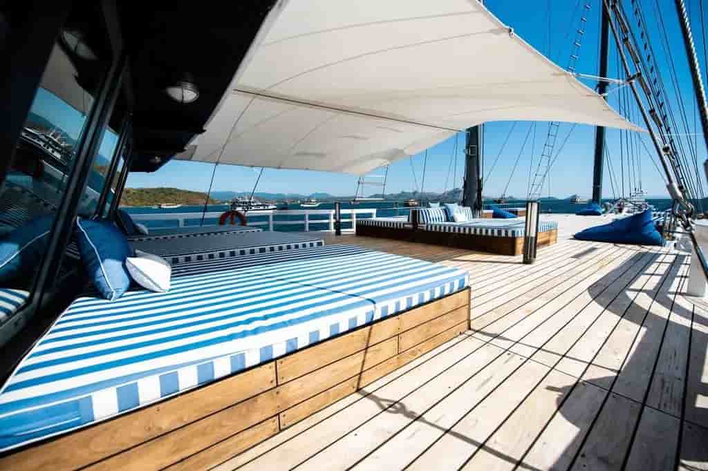 Thumbnail 9 Thumbnail 9