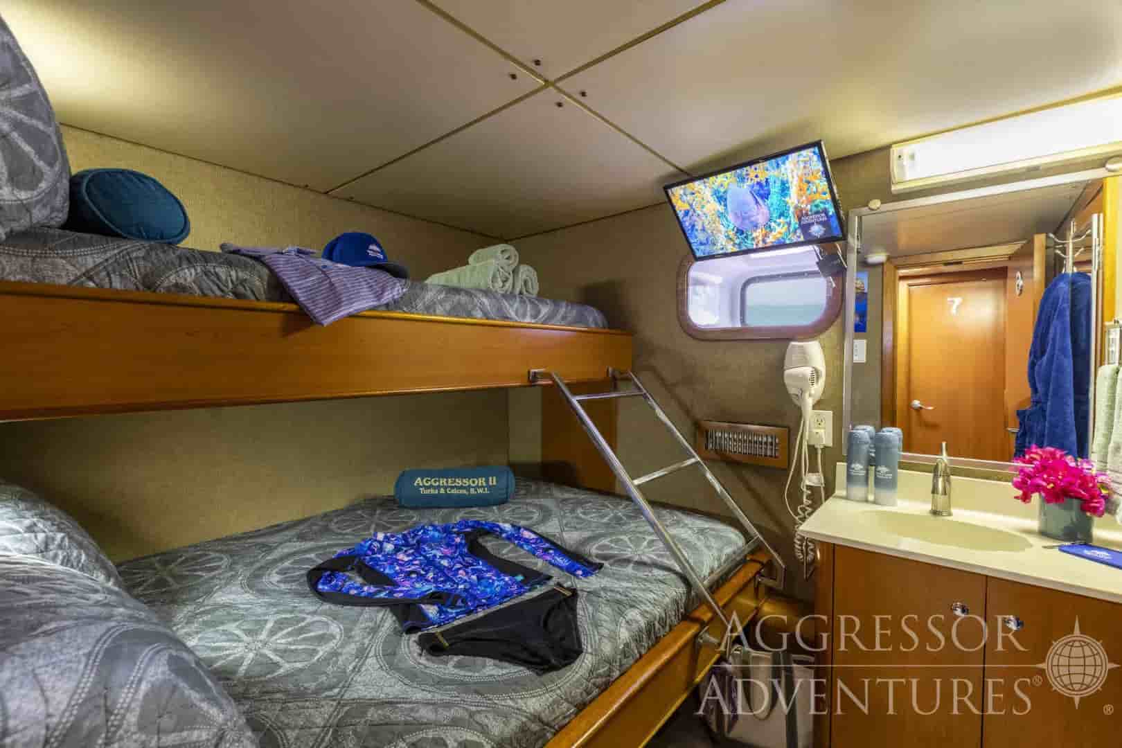 Thumbnail 3 Thumbnail 3