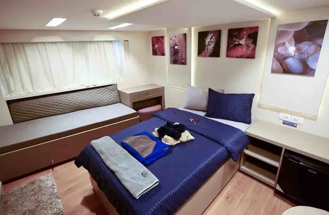 Thumbnail 2 Thumbnail 2