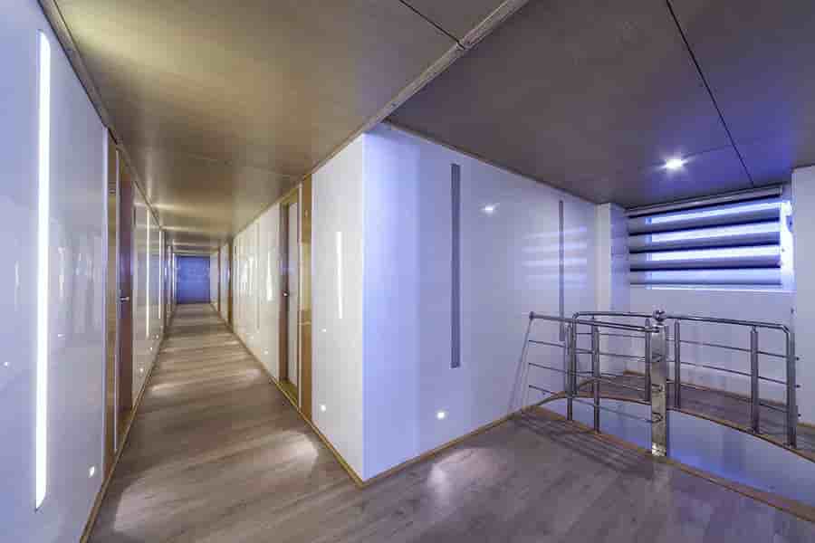 Thumbnail 4 Thumbnail 4