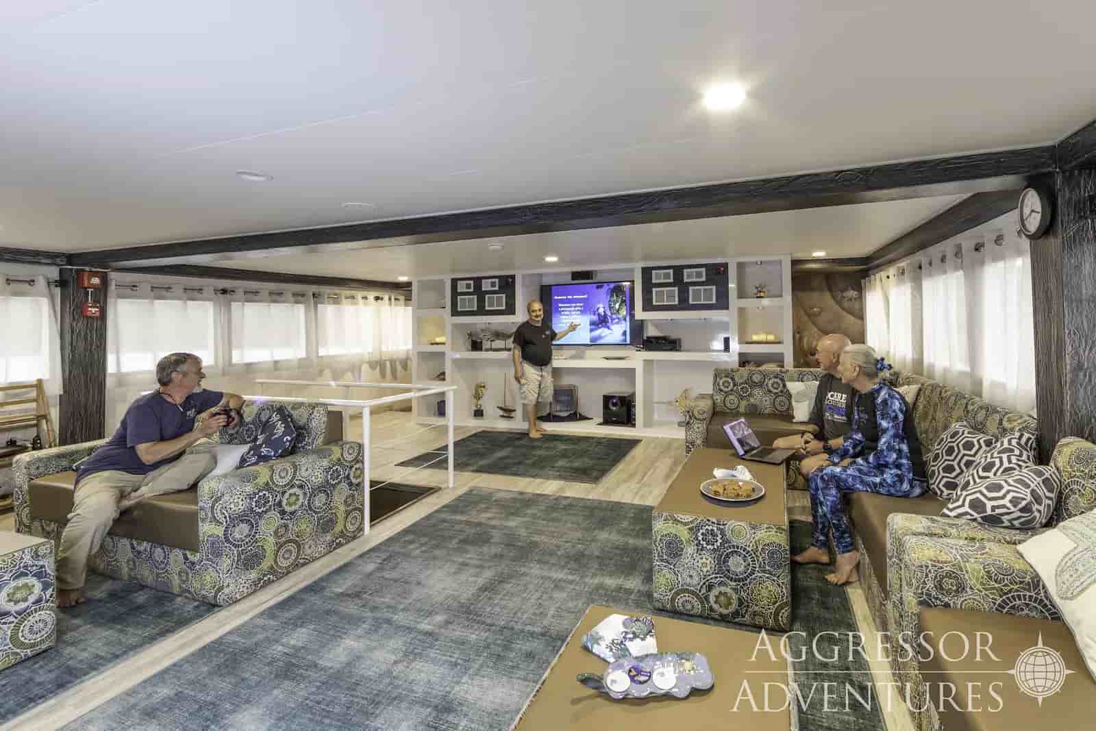 Thumbnail 3 Thumbnail 3