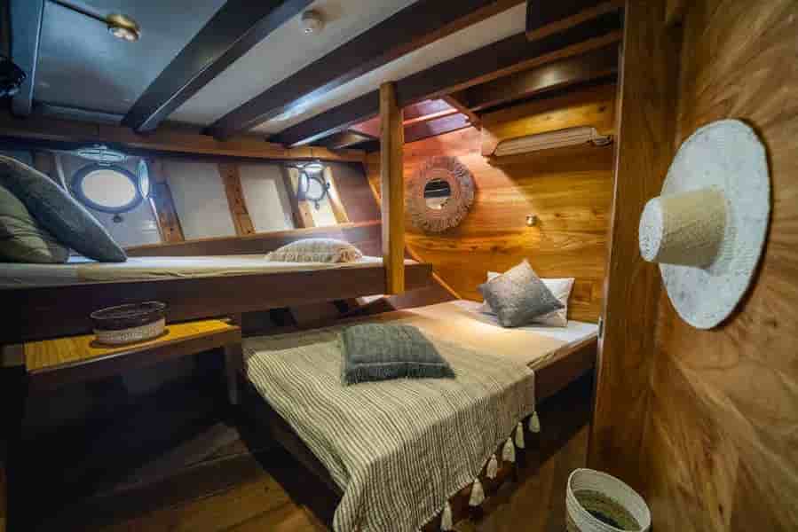 Thumbnail 4 Thumbnail 4