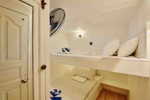 Thumbnail 9 Thumbnail 9