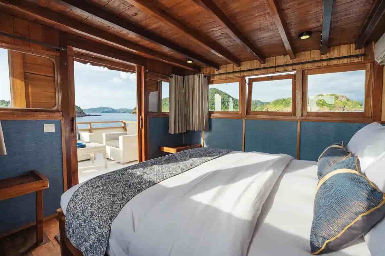 Thumbnail 4 Thumbnail 4