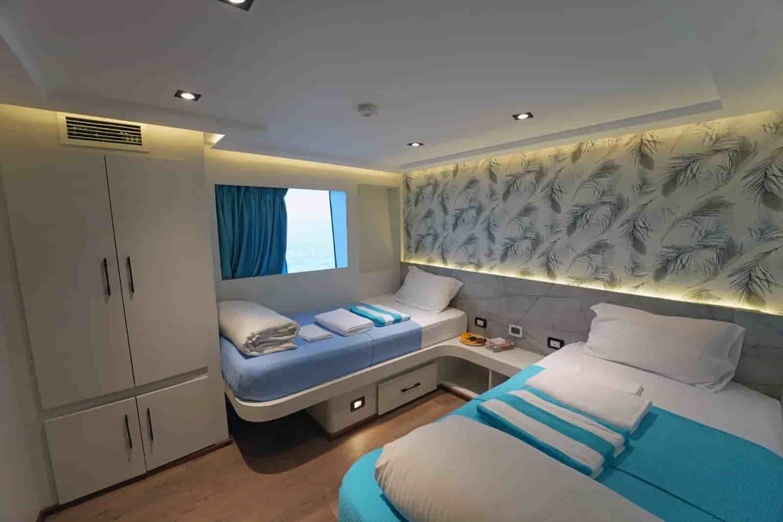 Thumbnail 5 Thumbnail 5