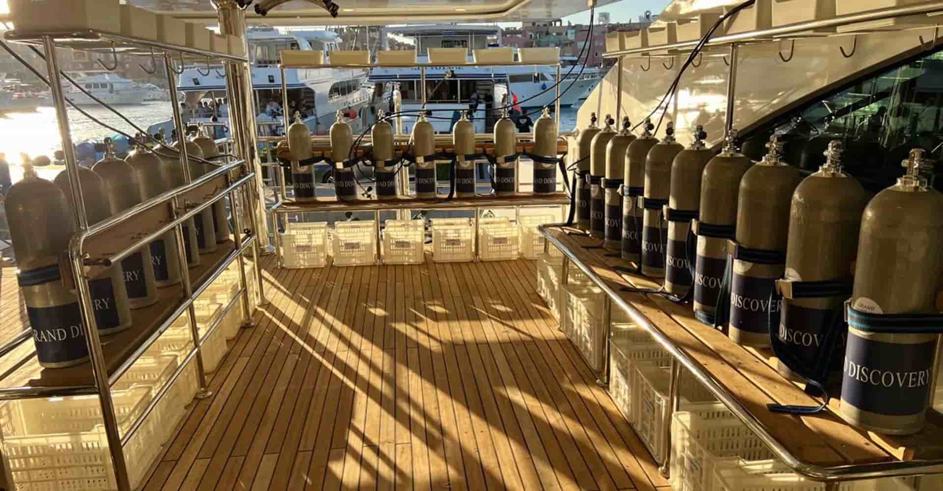 Thumbnail 9 Thumbnail 9