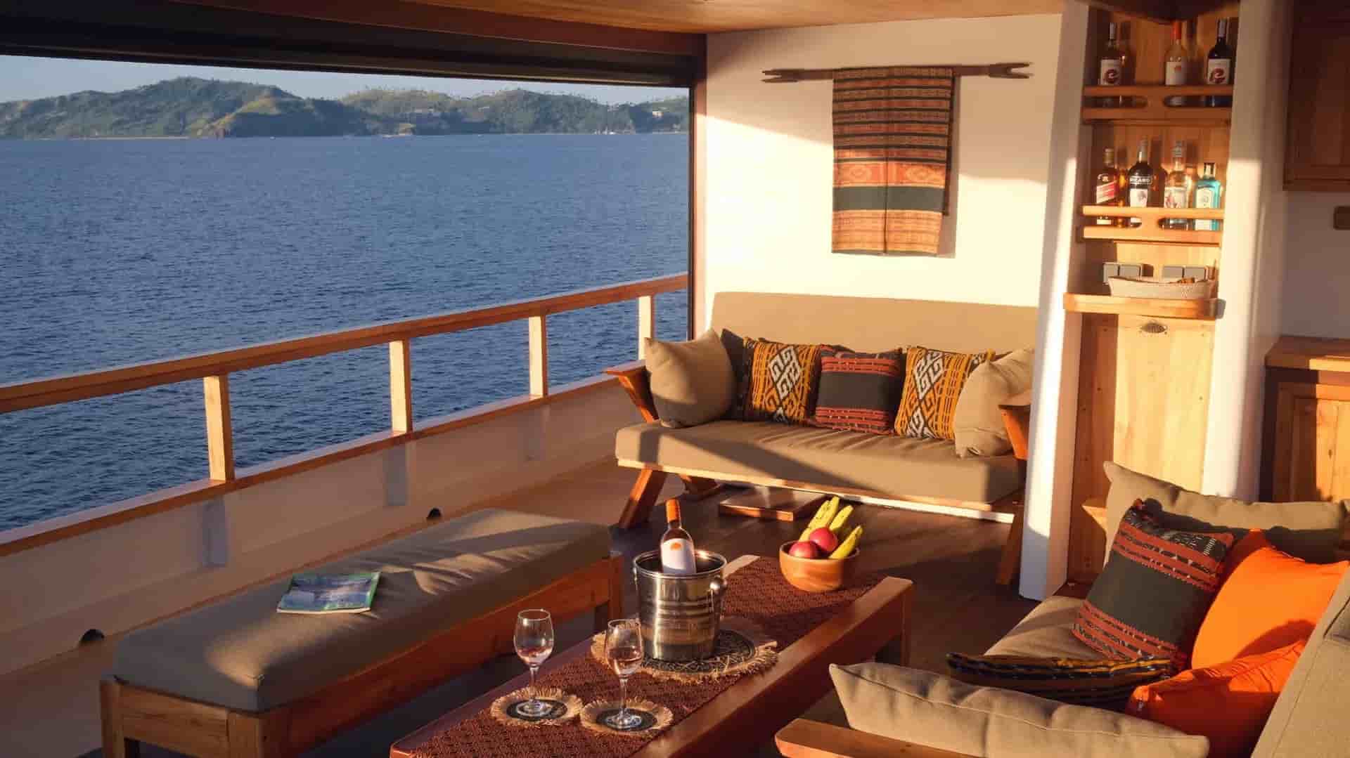 Thumbnail 4 Thumbnail 4