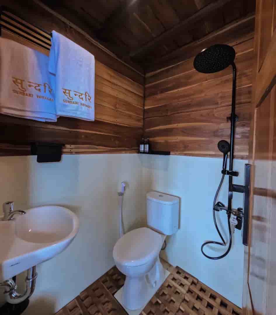 Thumbnail 9 Thumbnail 9