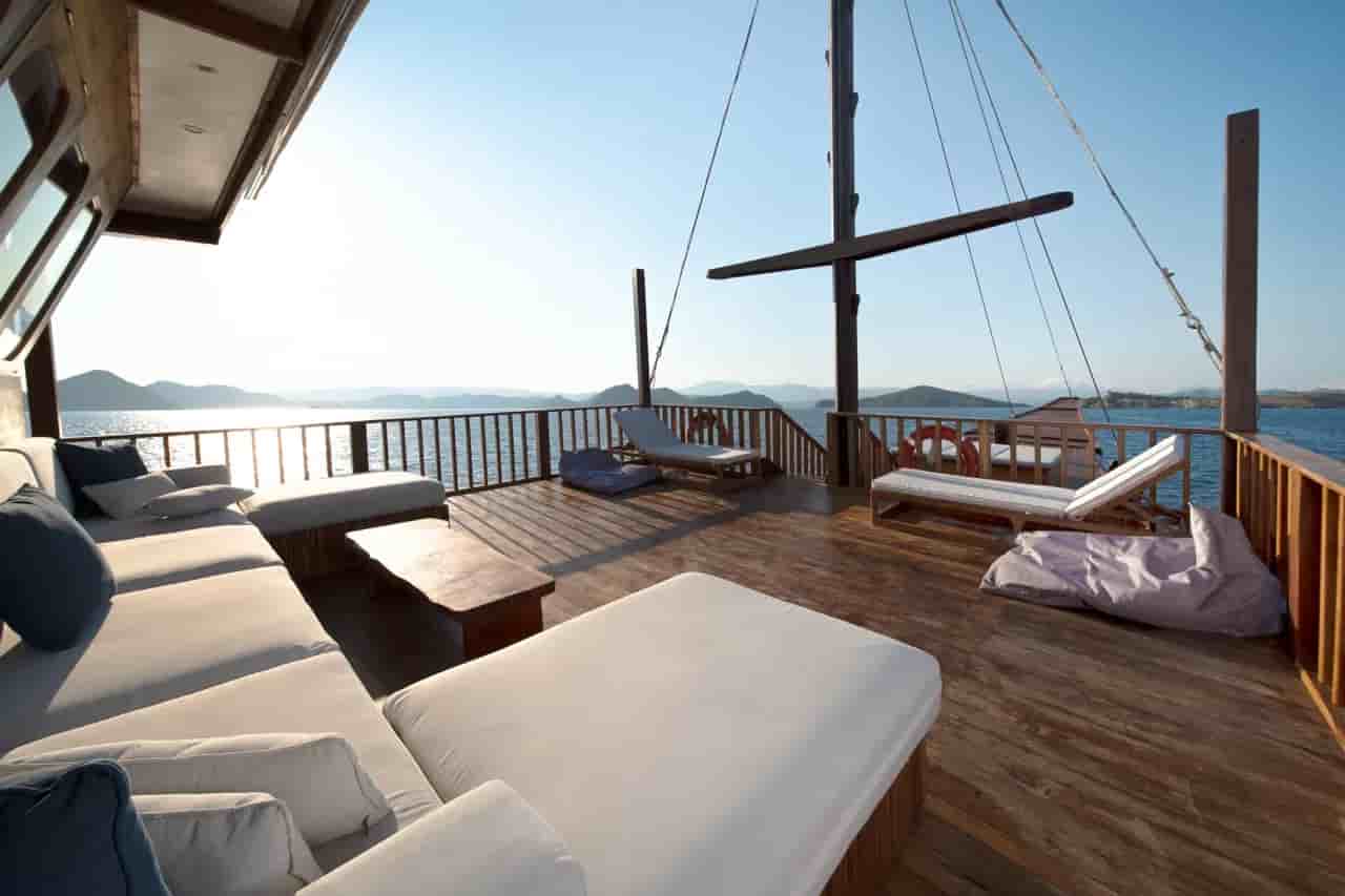 Thumbnail 2 Thumbnail 2