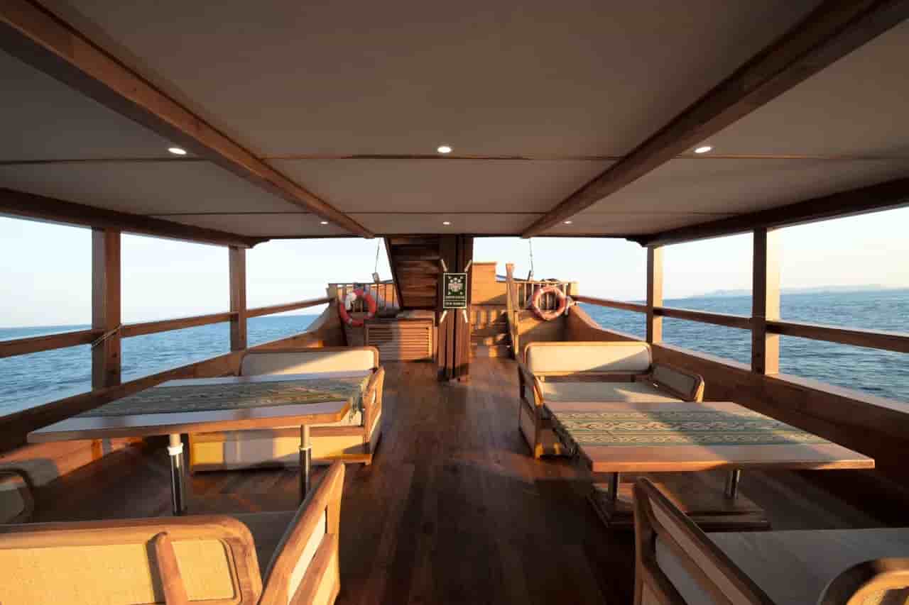 Thumbnail 4 Thumbnail 4