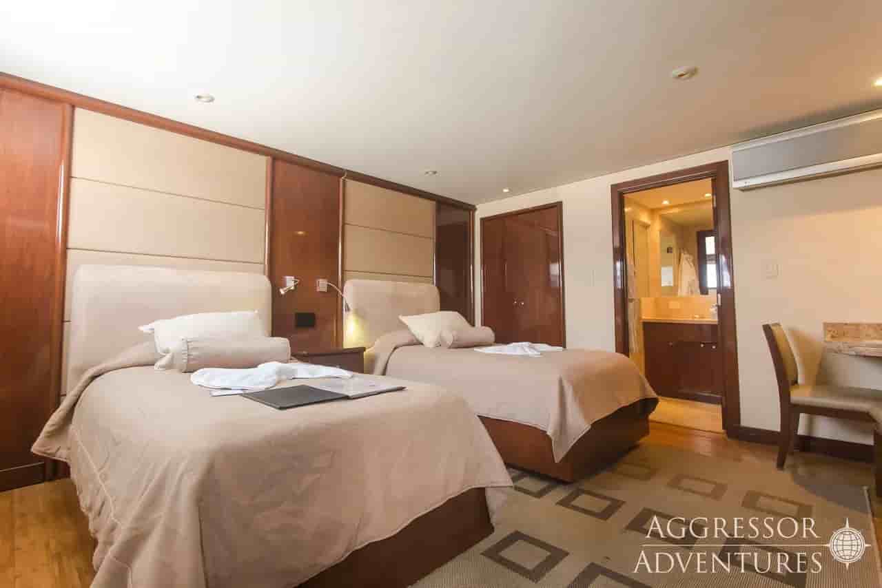 Thumbnail 2 Thumbnail 2