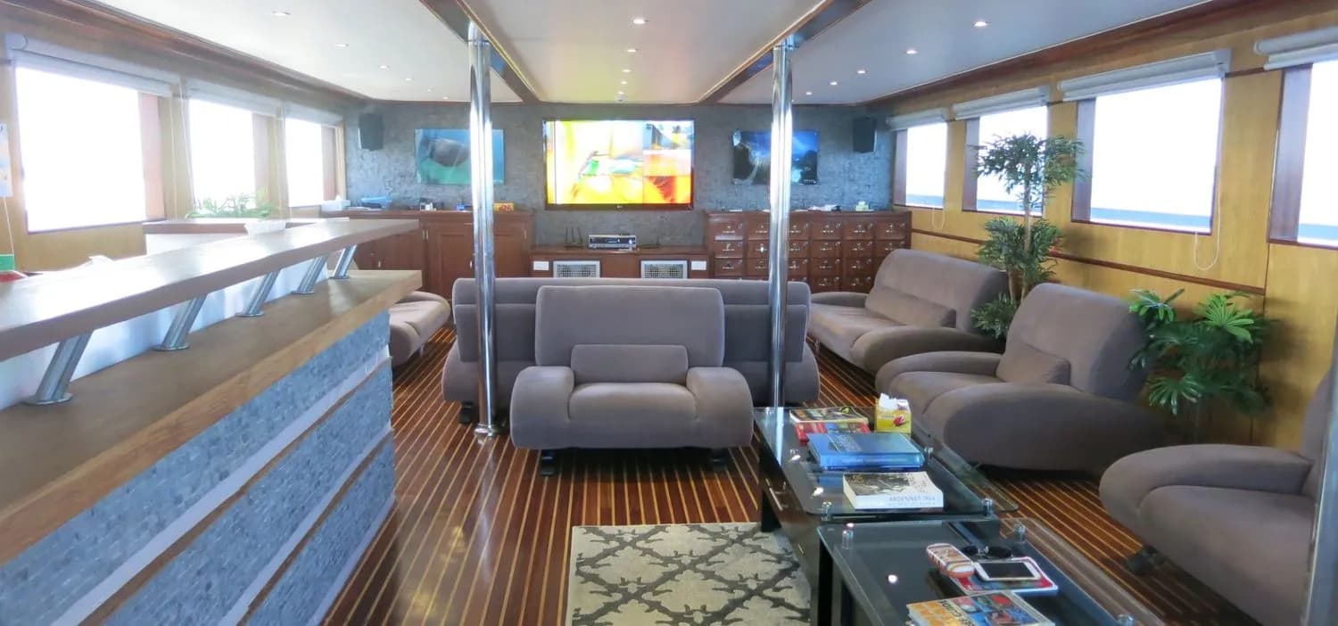 Blue Voyager (Maldives Master) Liveaboard