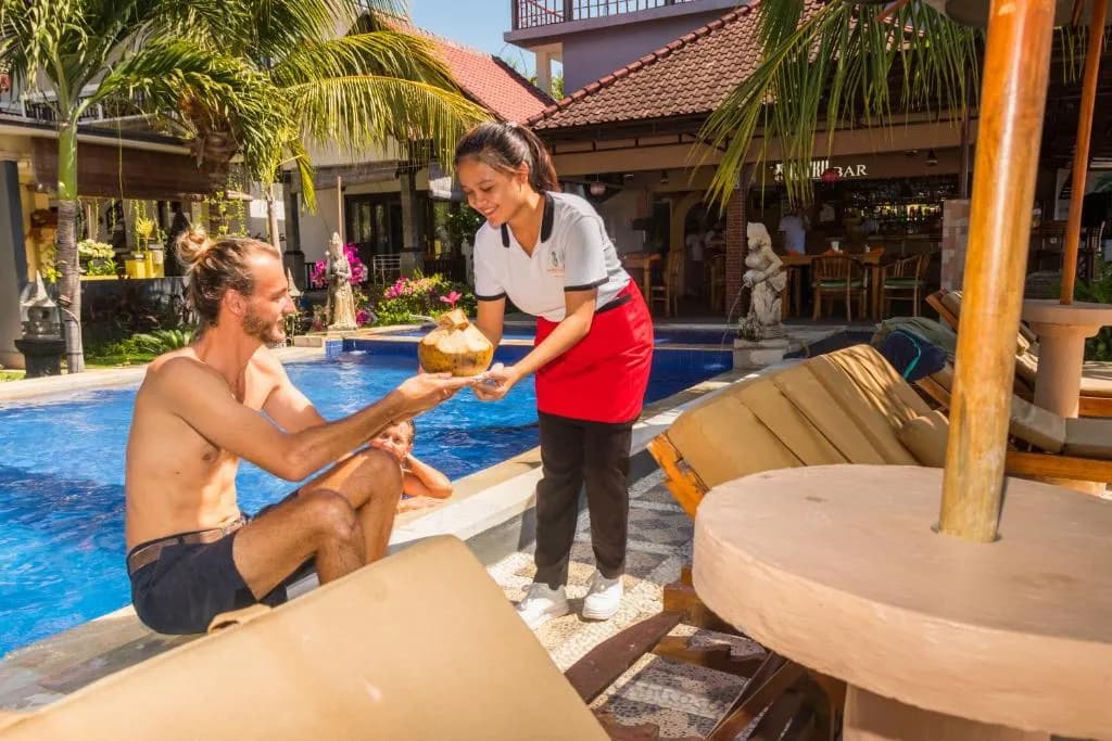 Amed-beach-resort-pool.jpg Amed-beach-resort-pool.jpg