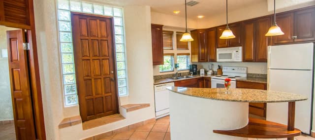 Living area in a tower villa at Maya Princess Roatan
