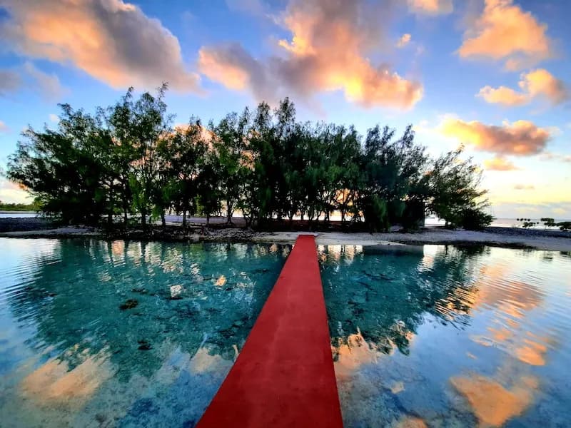 A spectacular view of a small island at Motu Aito Paradise A spectacular view of a small island at Motu Aito Paradise