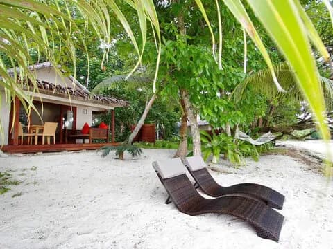 Beachfront Deluxe Spa Villas Beachfront Deluxe Spa Villas