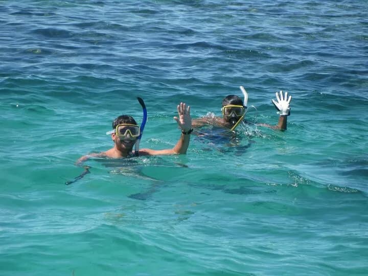 georges-caye-11.JPG georges-caye-11.JPG