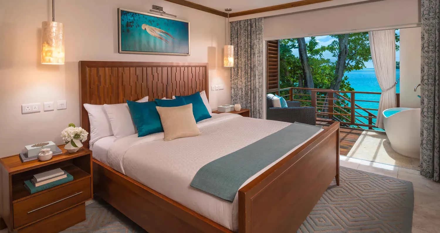 A bed overlooking an amazing view A bed overlooking an amazing view