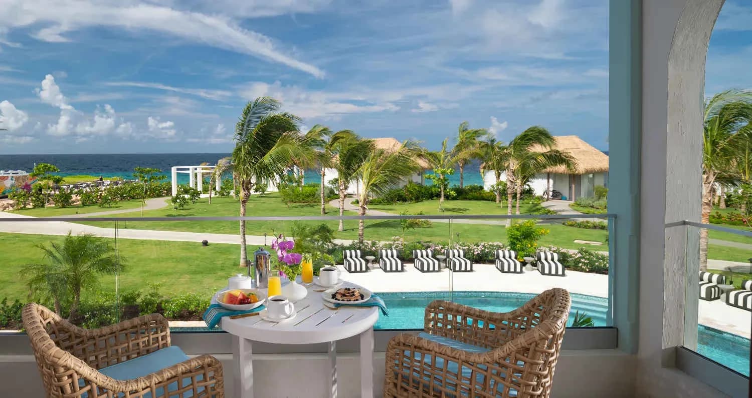 Breakfast set up on the patio of the One-Bedroom Suite Breakfast set up on the patio of the One-Bedroom Suite