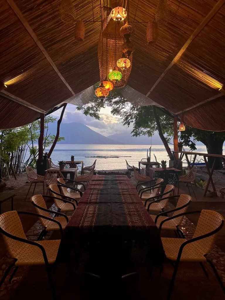 Dining area for guests