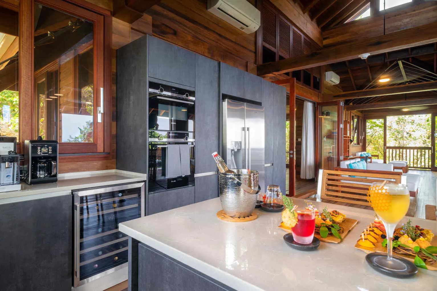 Spacious kitchen Spacious kitchen