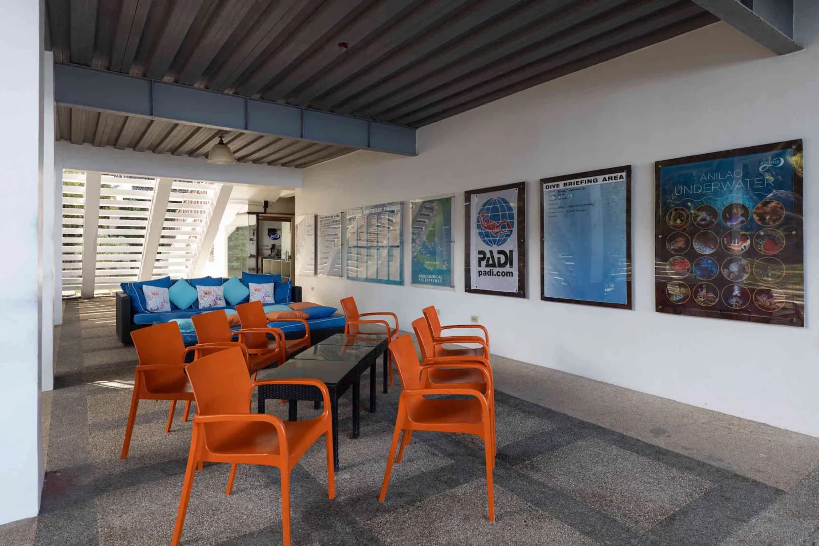 Exterior of the dive shop