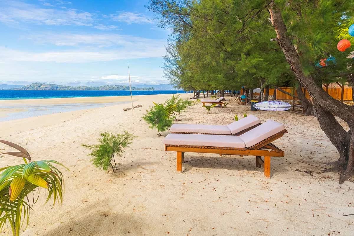 Saronde Island Resort Saronde Island Resort