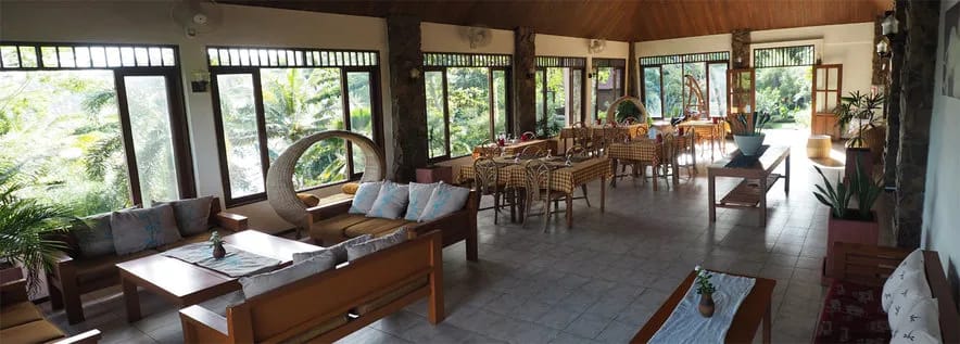 Black Sand Dive Retreat - image Black Sand Dive Retreat - image