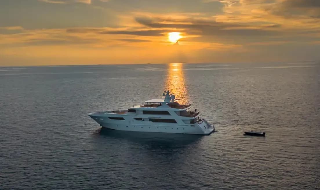 Carousel - image Carousel - image