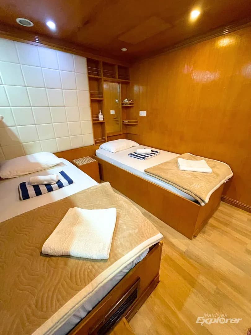 Standard Cabin - image Standard Cabin - image