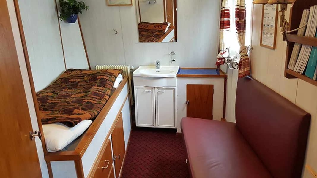 Single Cabins - image Single Cabins - image