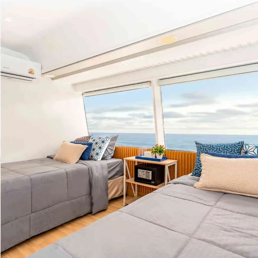 Deluxe Cabins - image Deluxe Cabins - image