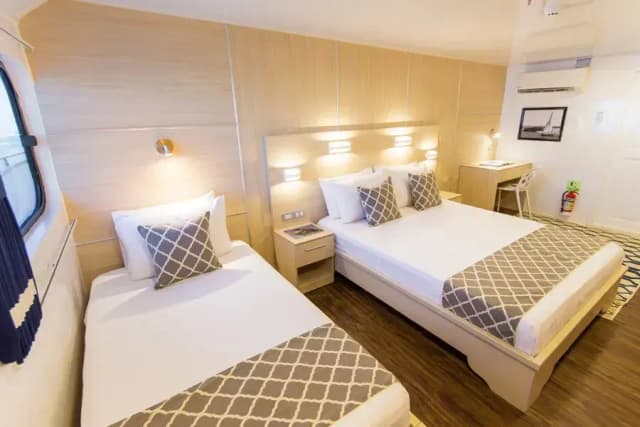 Yacht Solaris Galapagos Special Packages Yacht Solaris Galapagos Special Packages