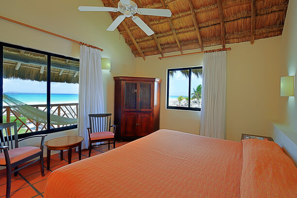 Pro Dive Mexico Bluewater Dive Travel