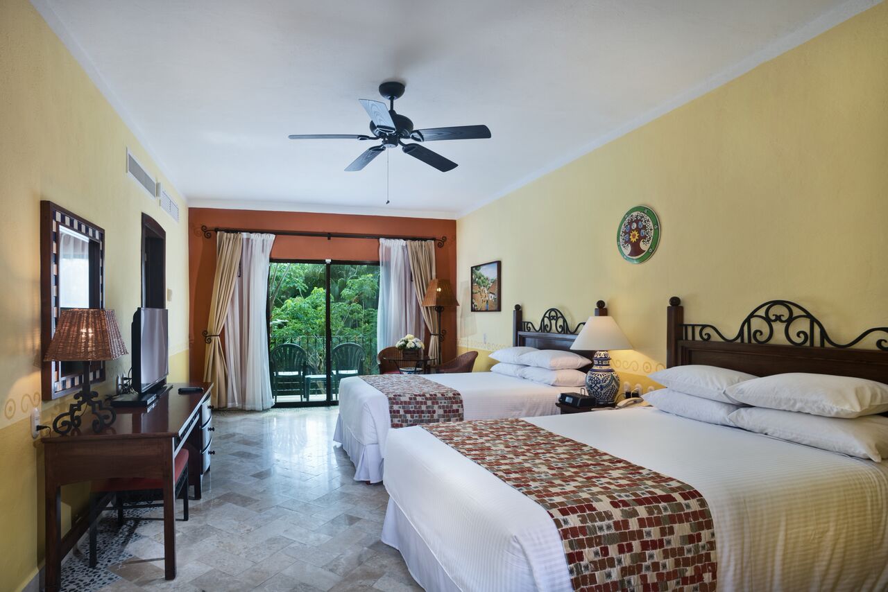 Pro Dive Mexico Bluewater Dive Travel