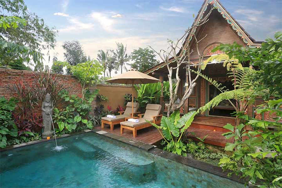 Pramana Watu Kurung Bali
