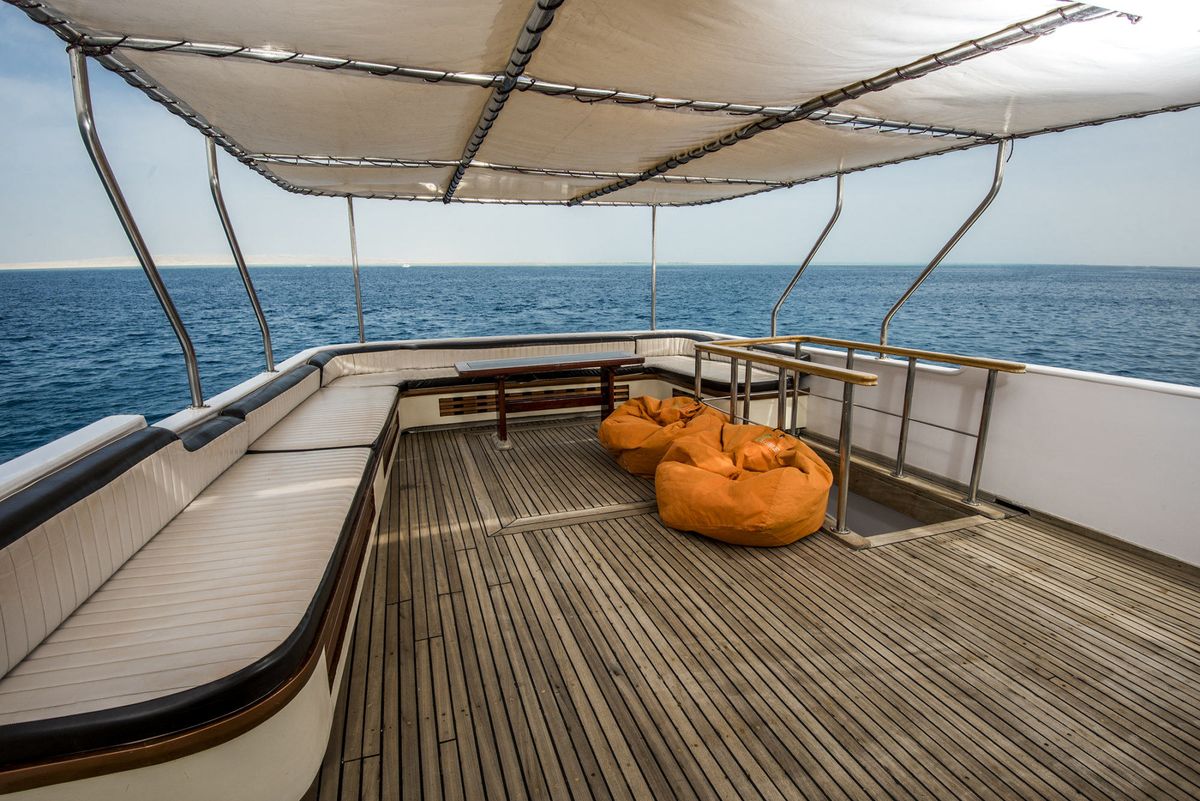 M/Y Dreams Liveaboard Reviews & Specials Bluewater Dive Travel