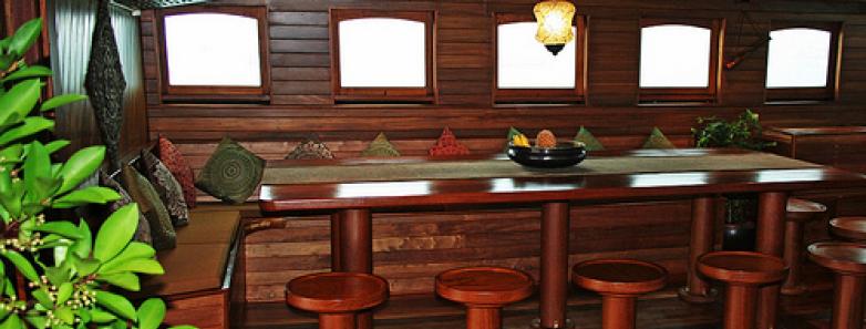 Dining table on the Diva Andaman Liveaboard