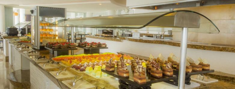 A large buffet at Playacar Palace.