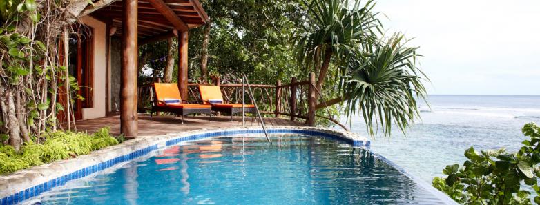 Savasi Island Resort Pool