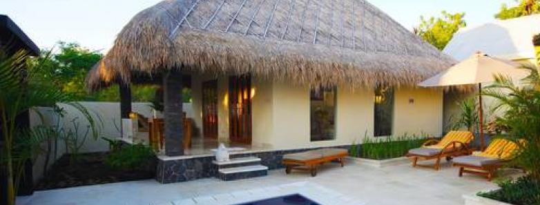 Villa Ayam with a private pool at Alam Batu Beach Bungalow Resort Bali